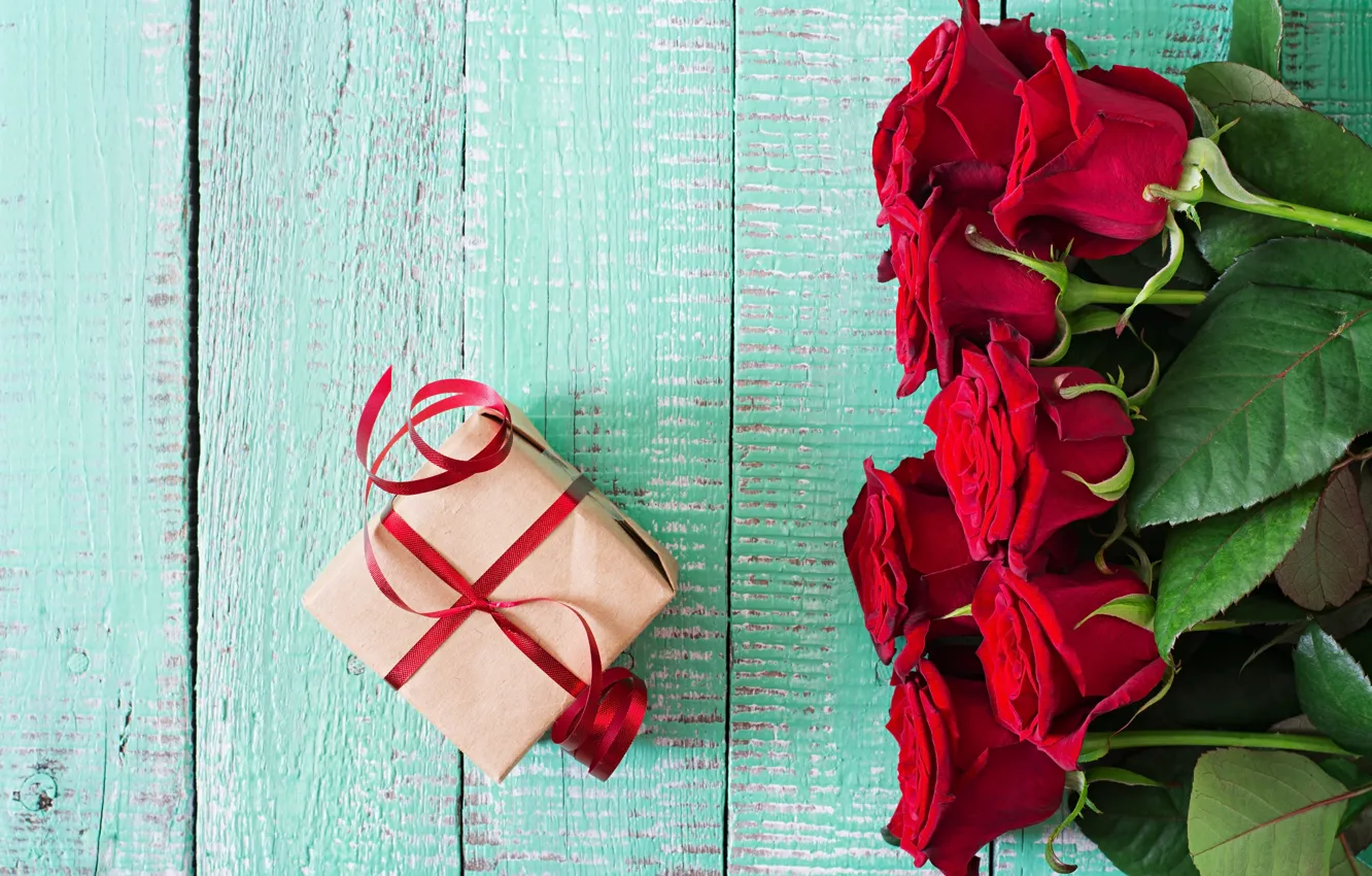 Фото обои подарок, розы, красные, день святого валентина