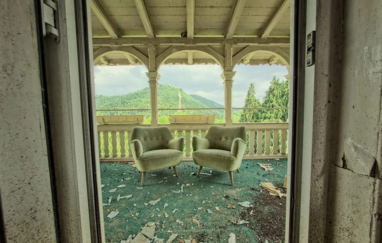 Фото обои фон, дверь, кресла