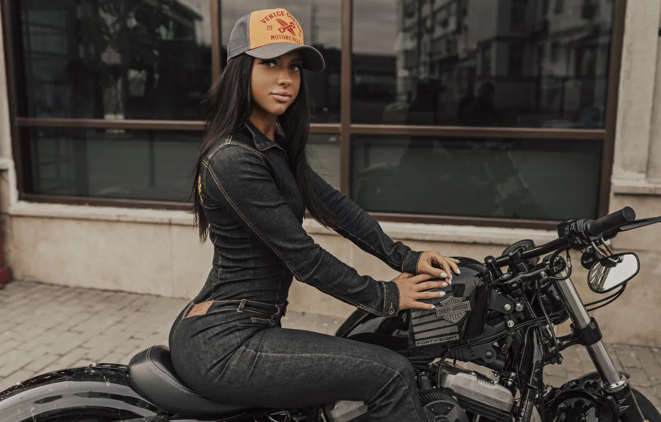 Фото обои girl, beautiful, motorcycle, model, sweet, brunette, long-haired, leather jacket
