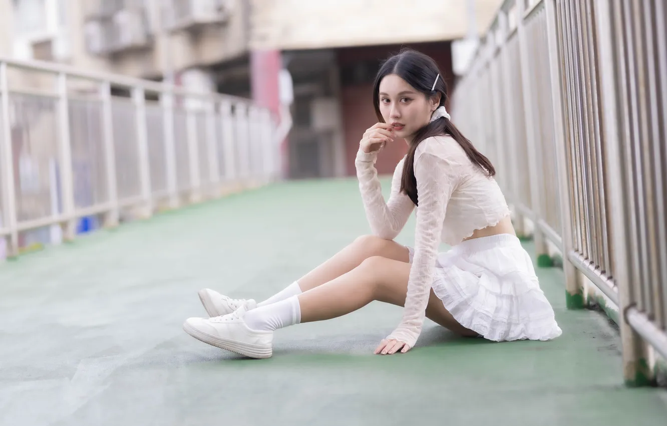 Фото обои девушка, улица, азиатка