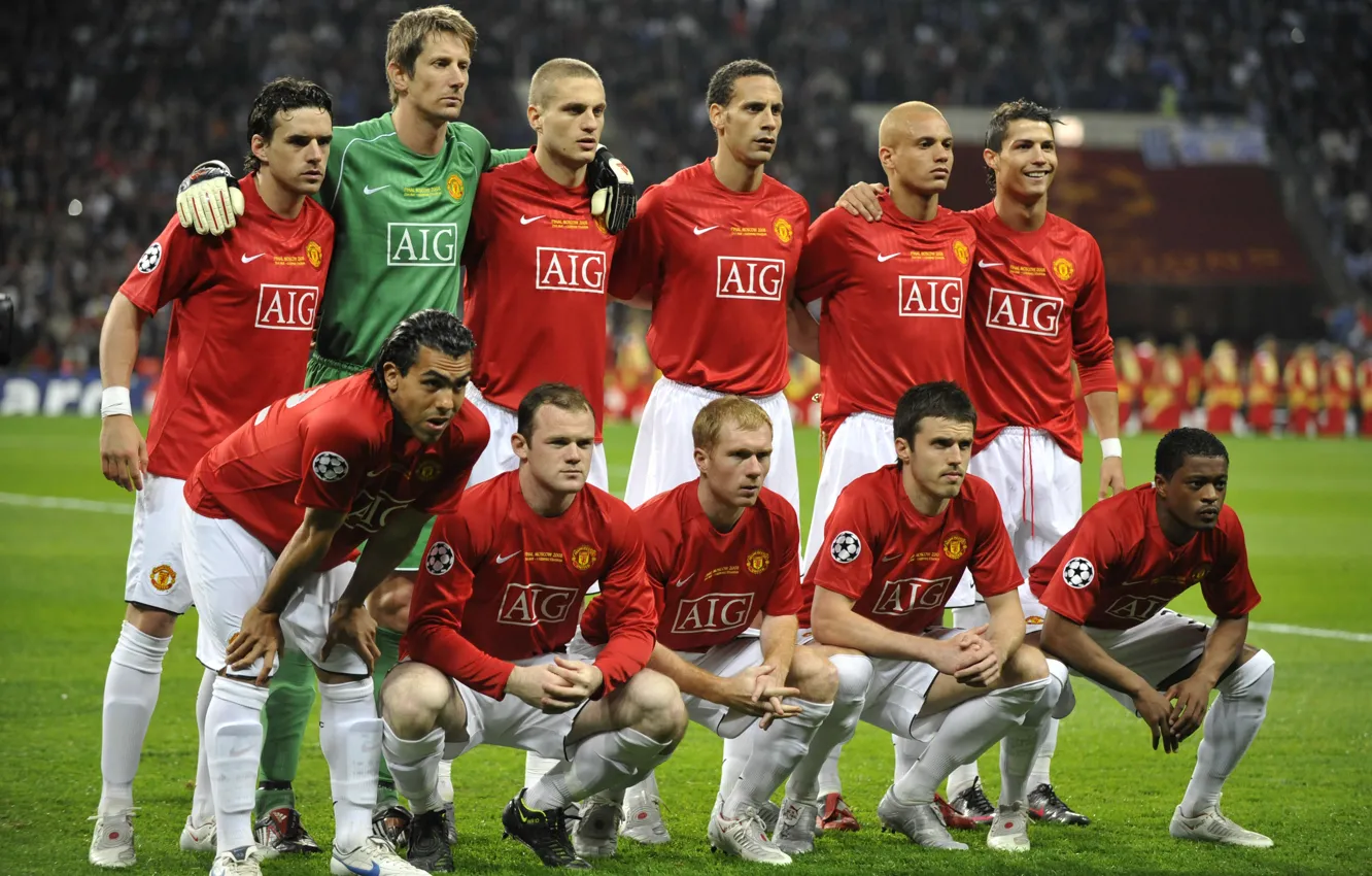 Фото обои cristiano ronaldo, rooney, Manchester United, old trafford, van der sar, winner, red devil, evra.ferdinand