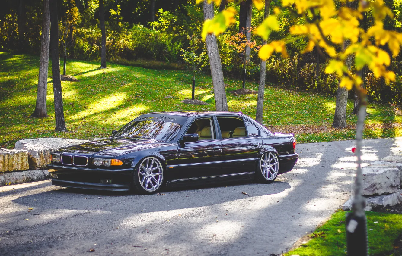 BMW 7 e38