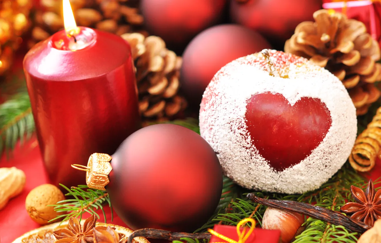 Фото обои праздник, шары, сердце, новый год, яблоко, рождество, свеча, new year