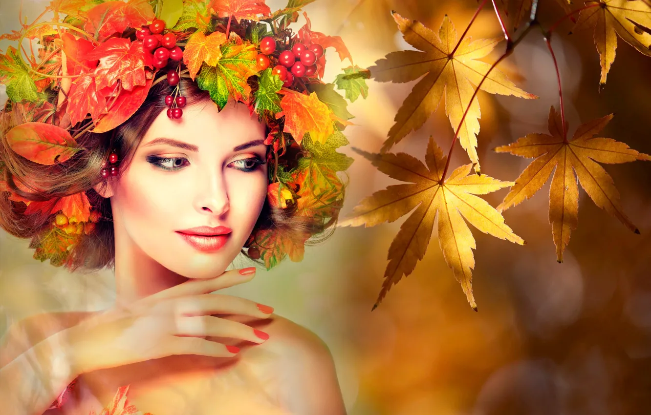Фото обои осень, листья, девушка, ветки, блики, ягоды, креатив, фон