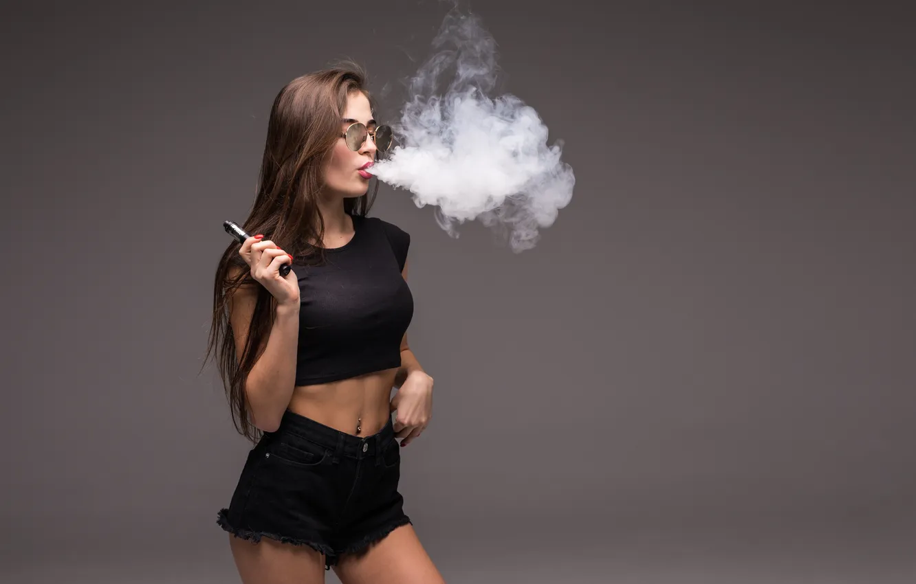Фото обои woman, young, black clothes, sunglasses, vaping