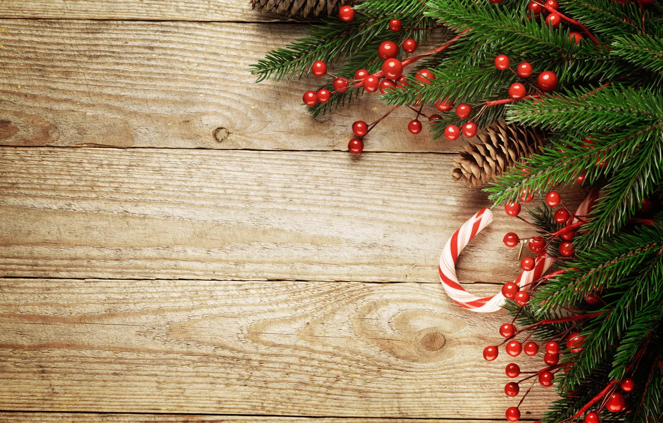 Фото обои ягоды, елка, Новый Год, Рождество, happy, Christmas, wood, New Year