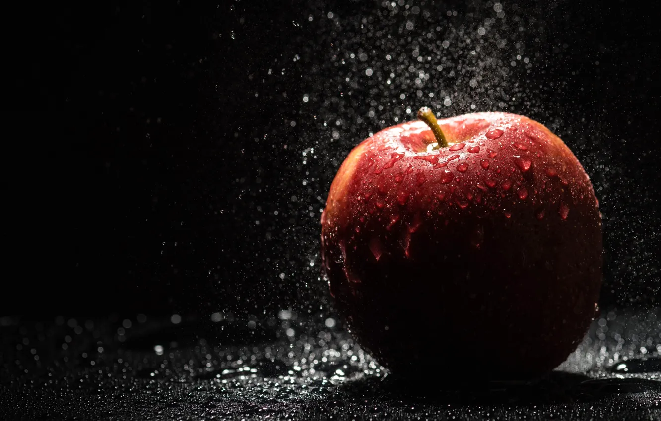 Фото обои вода, капли, яблоко, фрукты