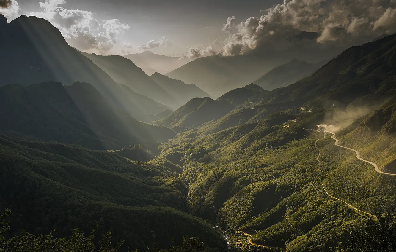 Фото обои небо, свет, горы, холмы, склоны, Вьетнам, леса