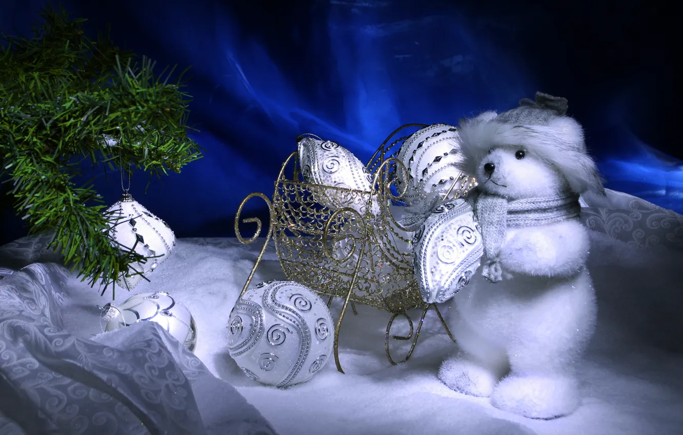Фото обои снег, шары, игрушки, новый год, мишка, ёлка, christmas, new year