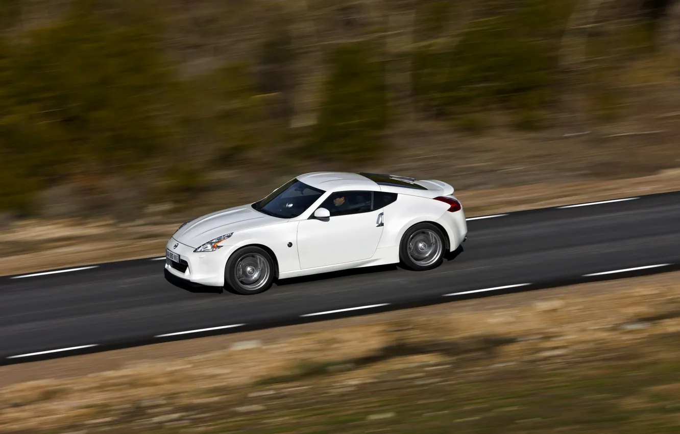 Фото обои дорога, белый, скорость, Nissan, 2011, 370Z