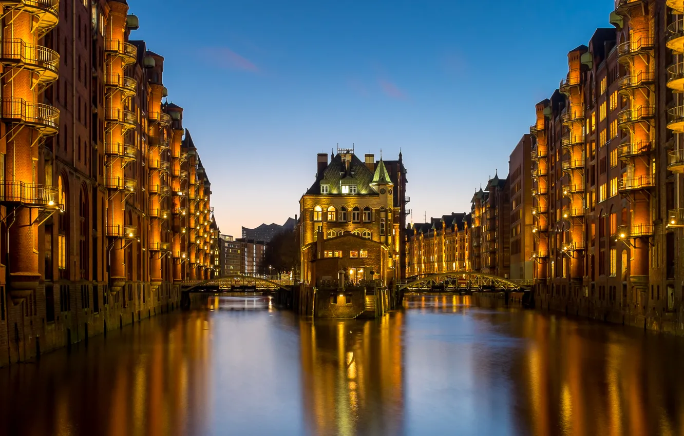 Фото обои здания, Германия, мосты, ночной город, Гамбург, Germany, каналы, Speicherstadt