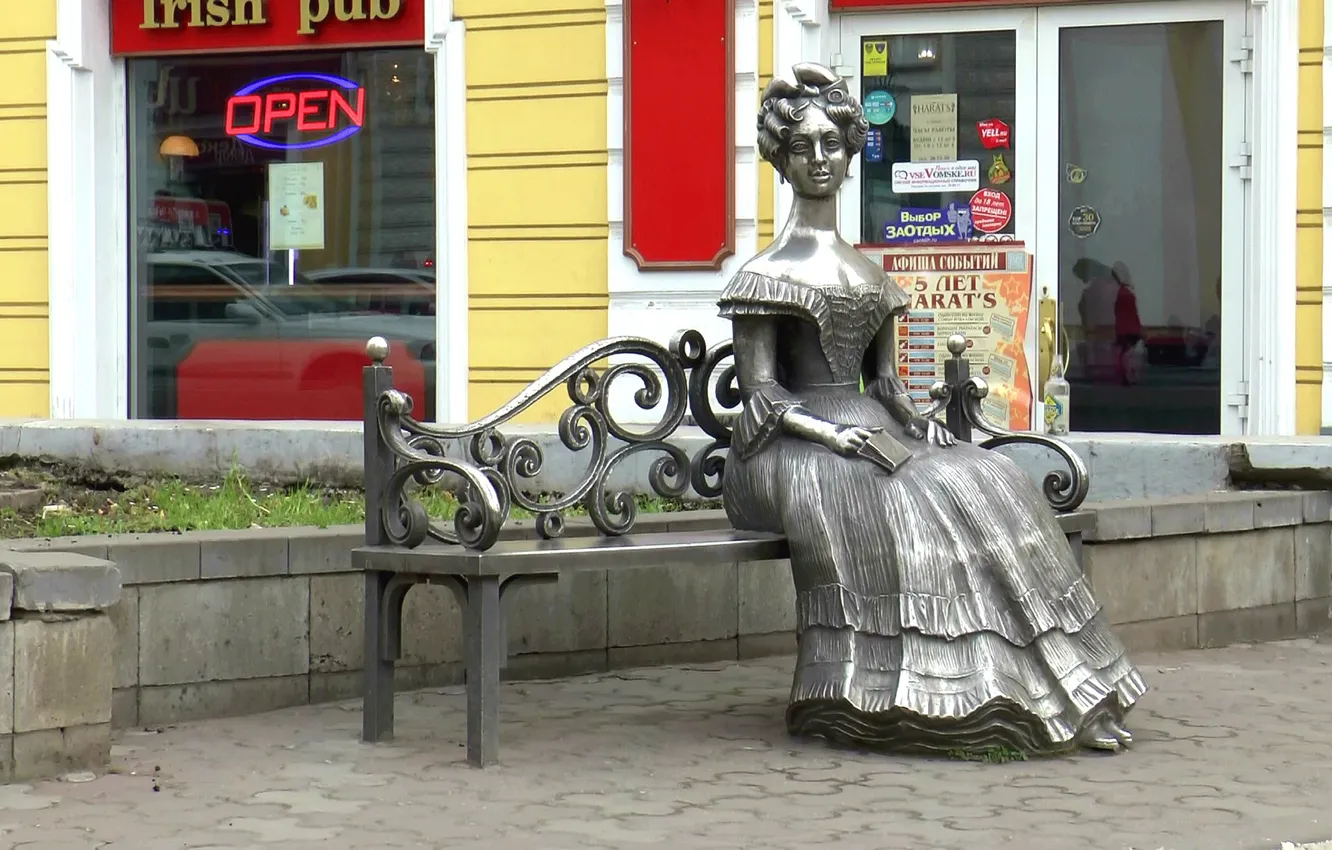 Фото обои девушка, скамейка, city, город, girl, скульптура, bench, sculpture