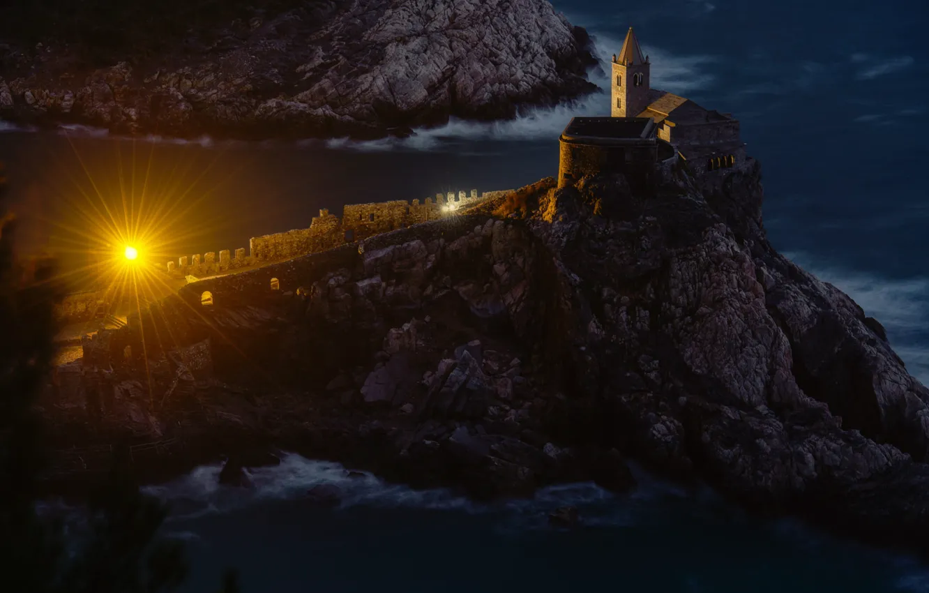 Фото обои море, лучи, свет, ночь, скалы, Италия, Лигурия, Портовенере
