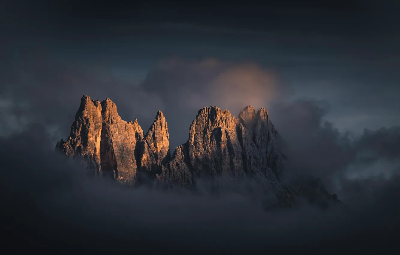 Фото обои небо, облака, горы, природа, скалы, вечер, Италия, Доломиты