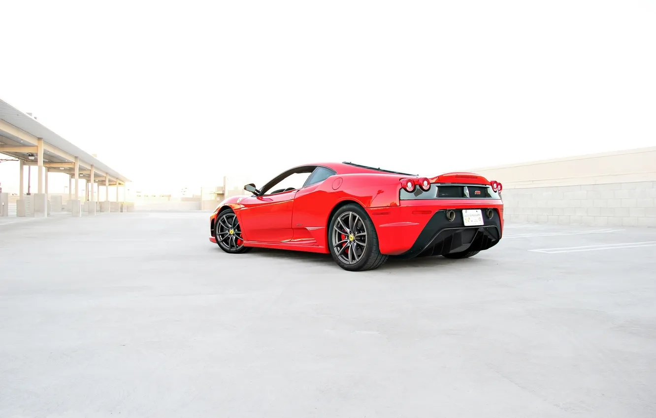 Фото обои красный, парковка, red, ferrari, феррари, вид сзади, f430 scuderia, ф430 скудерия