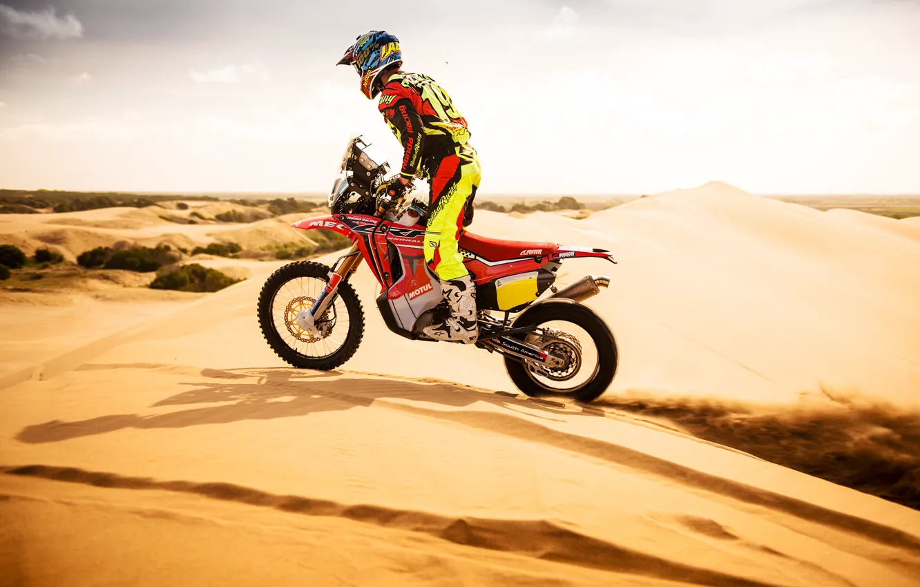 Фото обои песок, пустыня, honda, bike, dakar