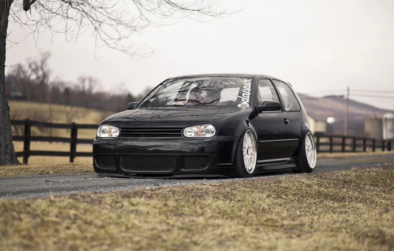 Фото обои black, R32, tuning, передок, GTI, low