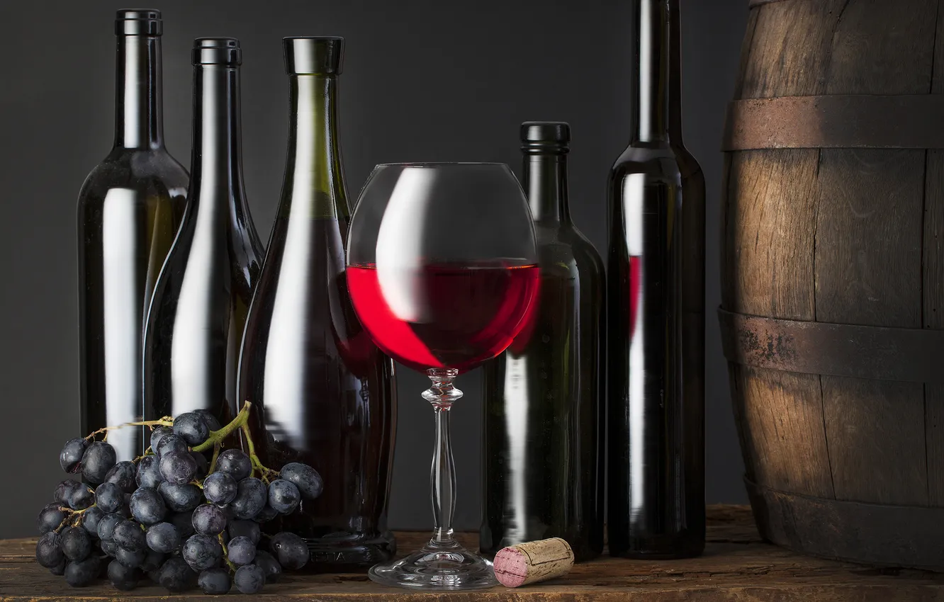 Фото обои вино, бутылка, виноград, пробка, бочка