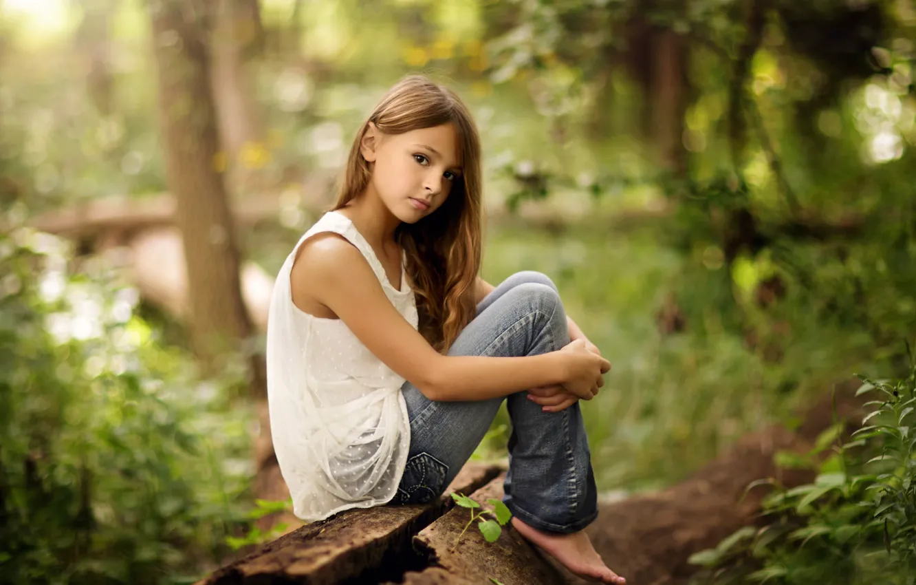 Фото обои природа, джинсы, девочка, Alone