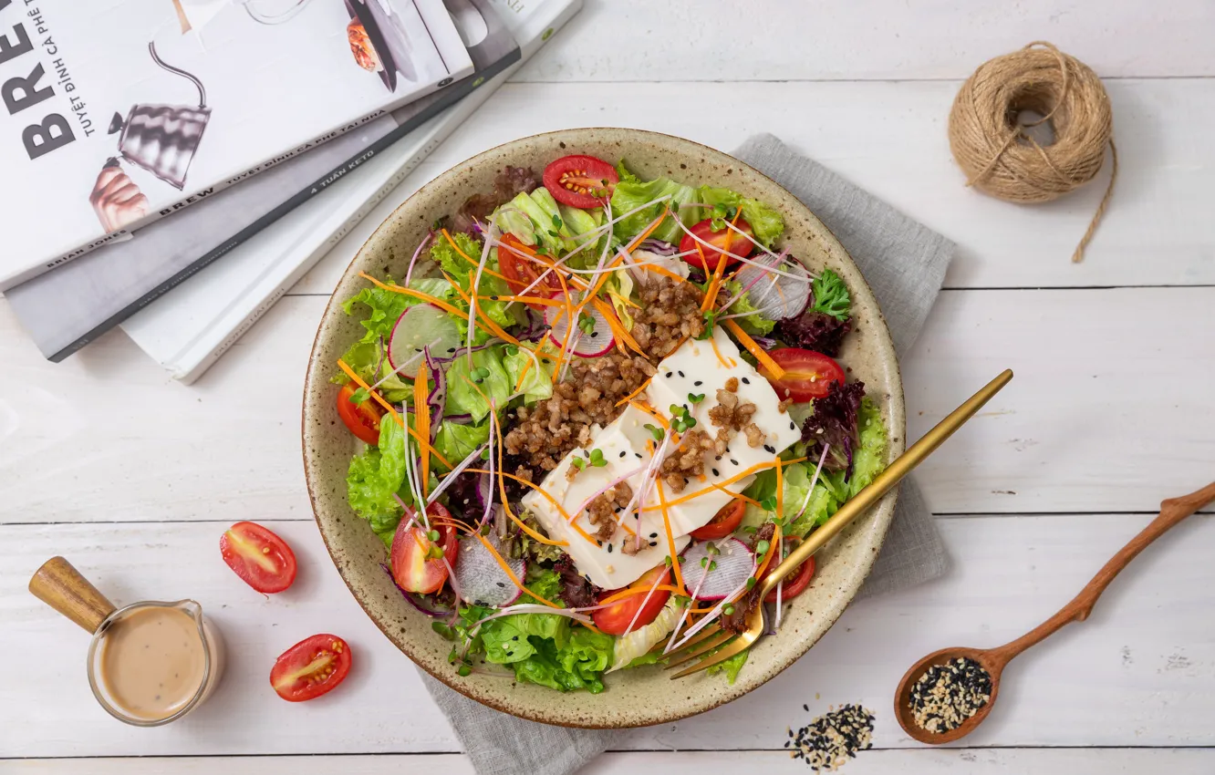 Фото обои сыр, орехи, помидоры, салат, редис