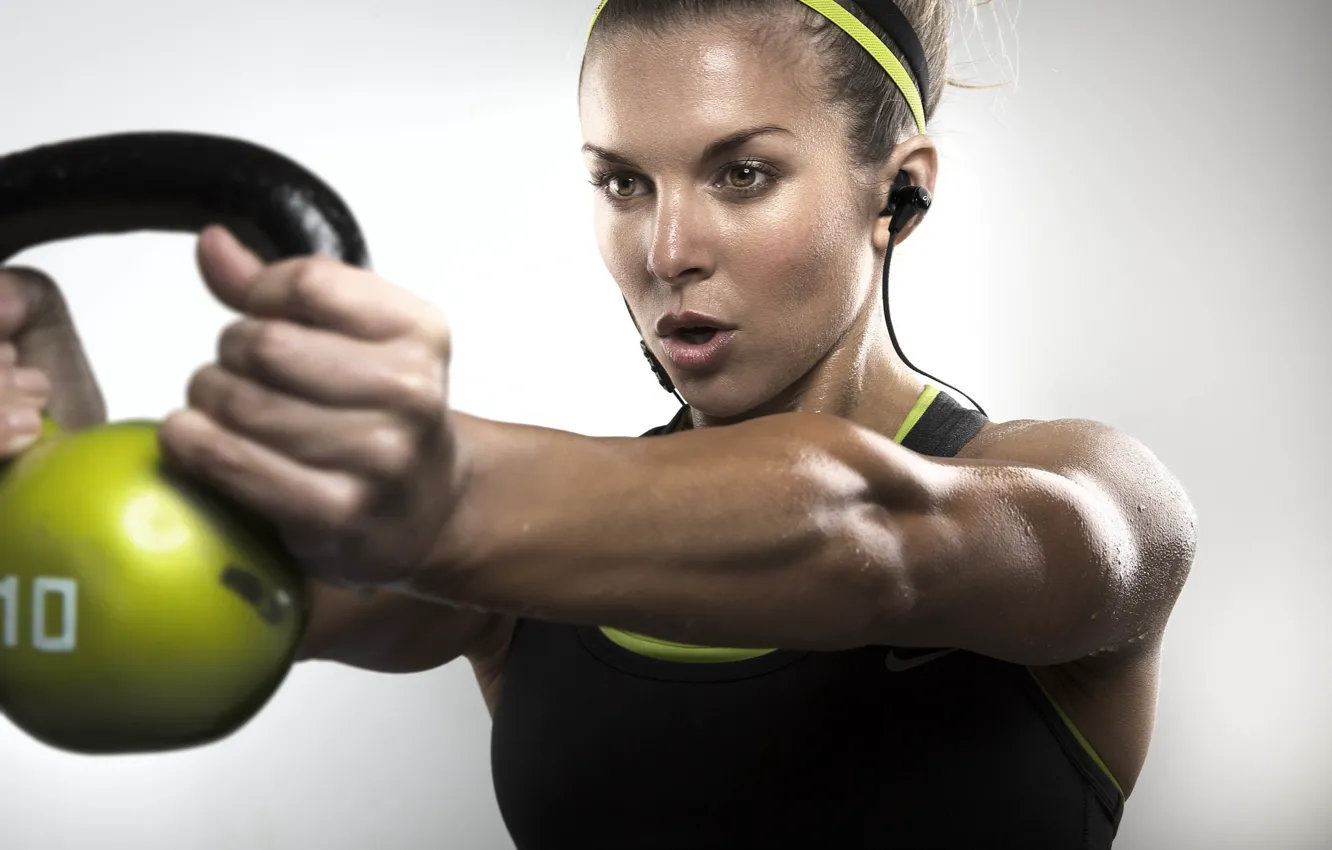 Фото обои поза, фигура, фитнес, гиря, тренировка, воркаут, workout, fitness