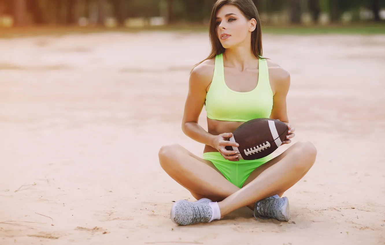 Фото обои girl, beautiful, sporty
