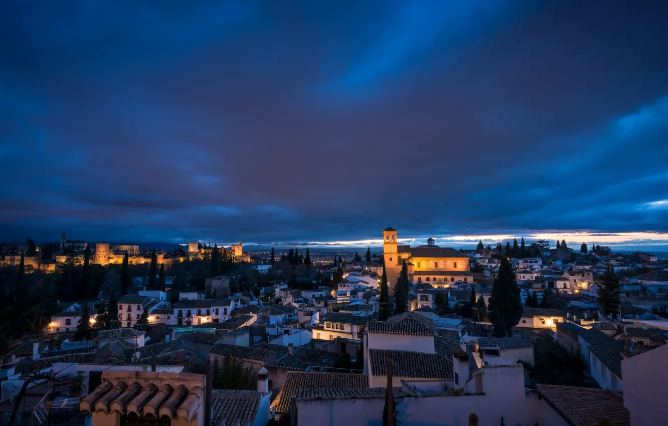 Фото обои небо, тучи, вечер, освещение, подсветка, архитектура, синее, Испания