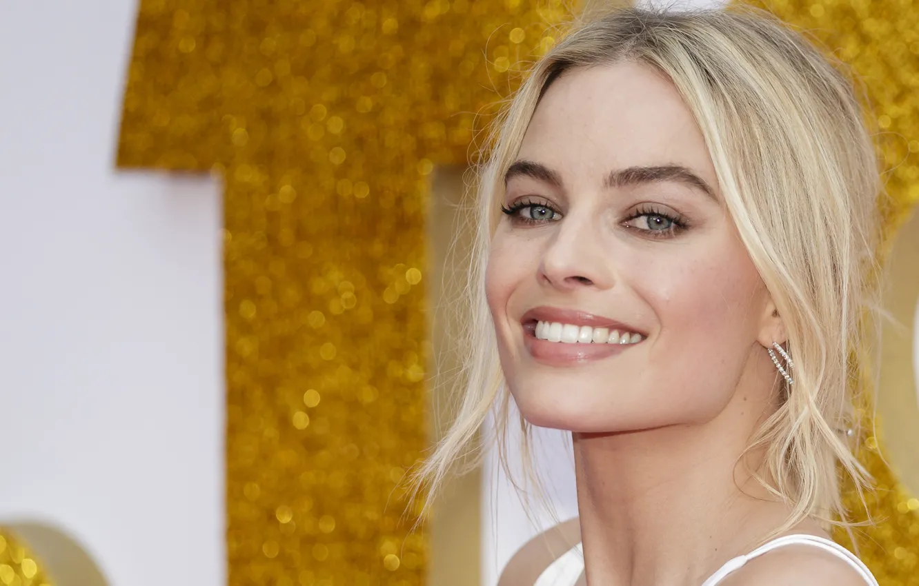 Фото обои глаза, взгляд, девушка, улыбка, волосы, актриса, блондинка, girl