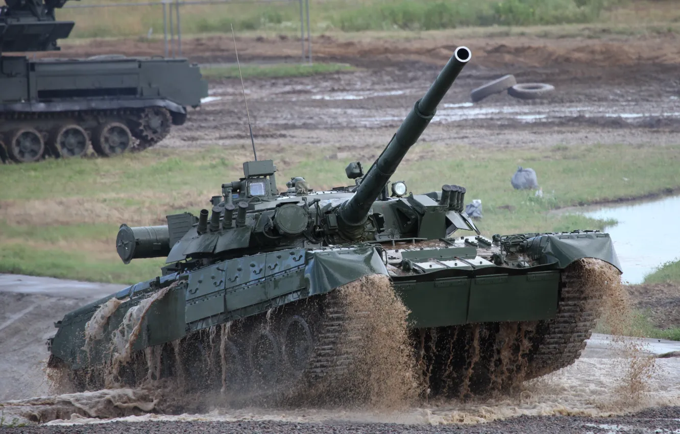Фото обои танк, полигон, Т-80 У, бронетехника России