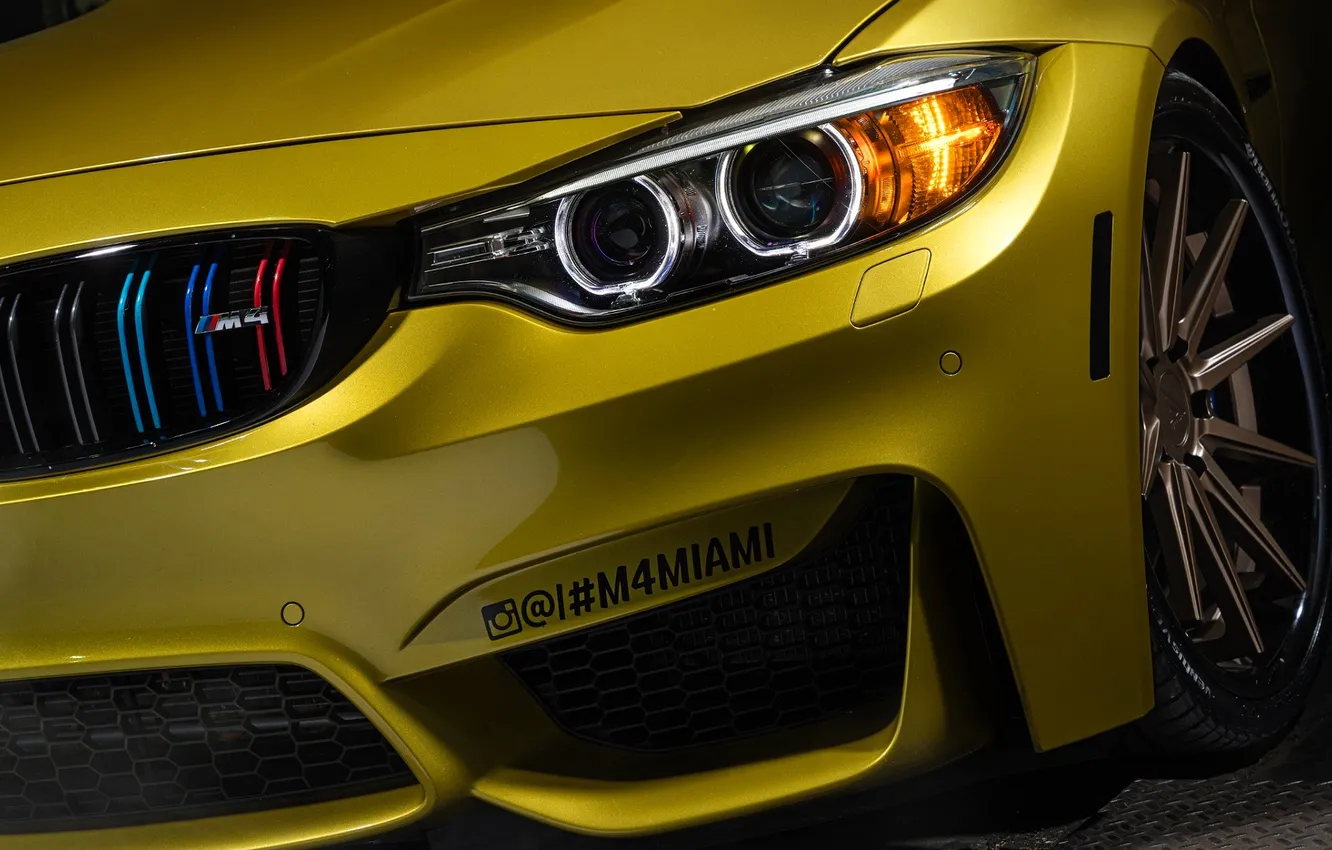 Фото обои желтый, фара, BMW, БМВ, бампер, BMW M4
