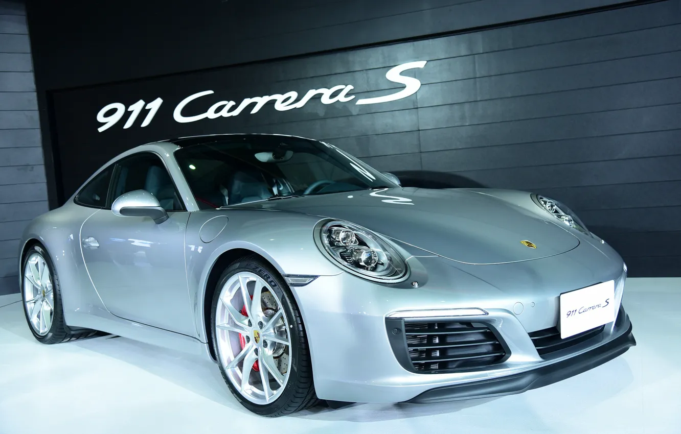 Фото обои 911, Porsche, серебряный, выставка, Carrera S