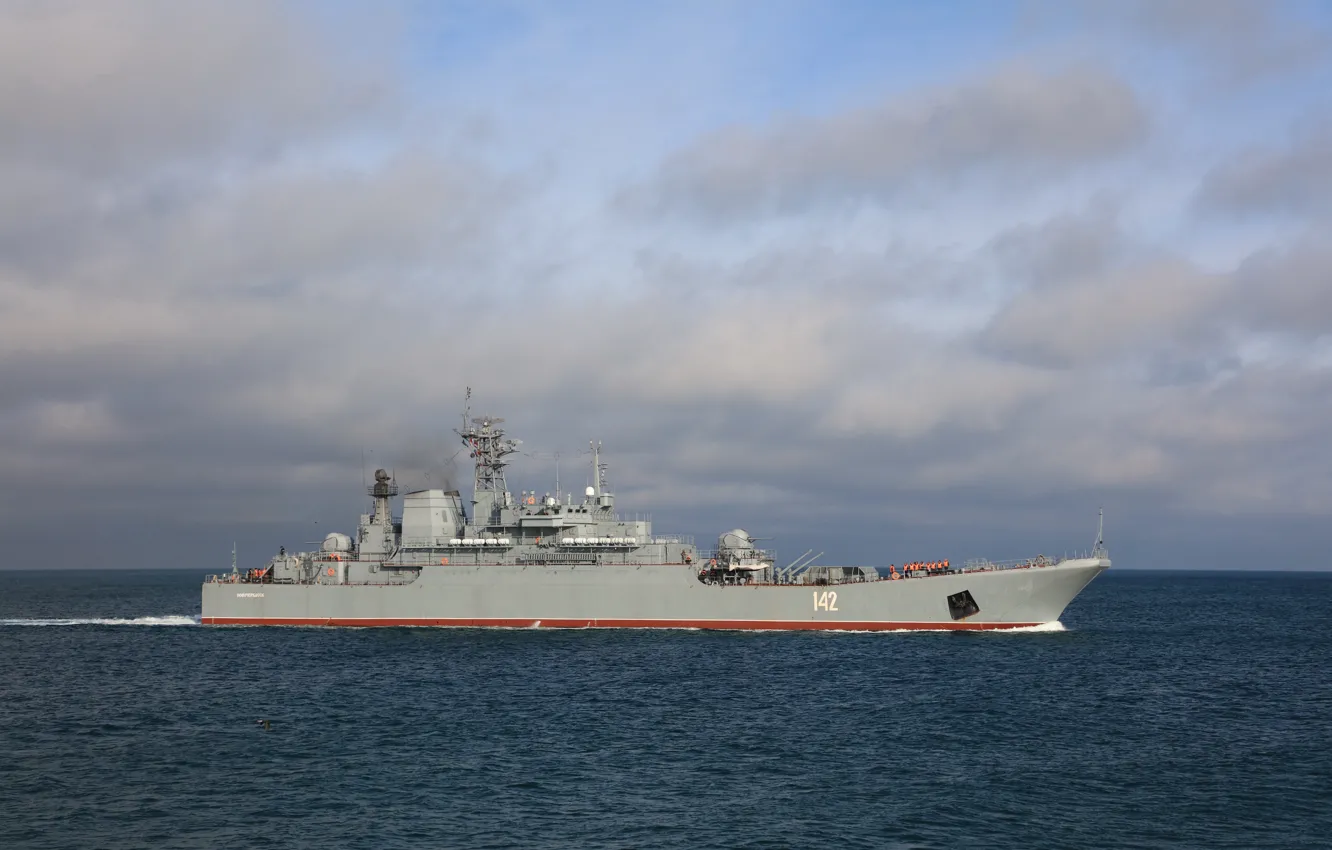 Фото обои корабль, большой, десантный, Новочеркасск