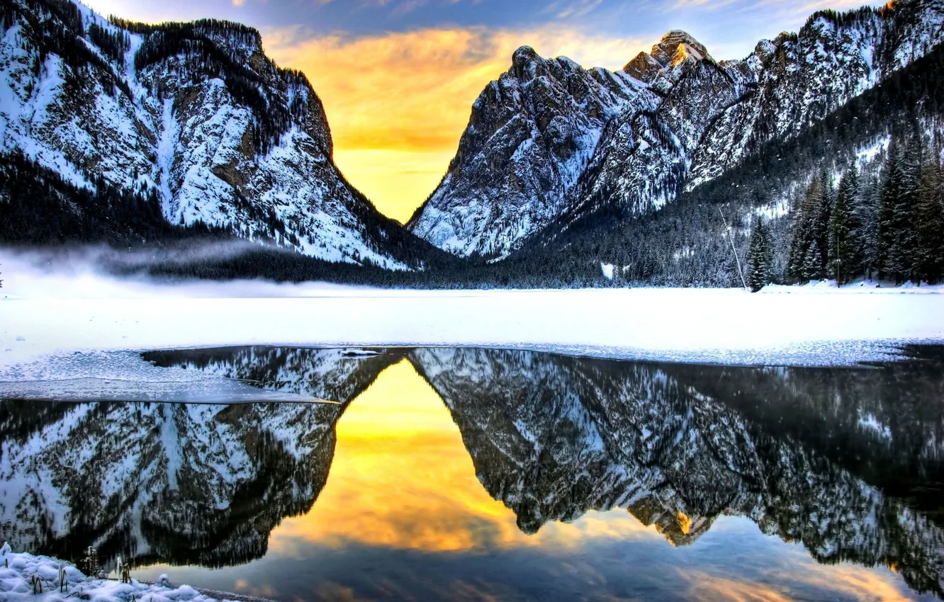 Фото обои зима, лес, небо, снег, закат, горы, природа, озеро