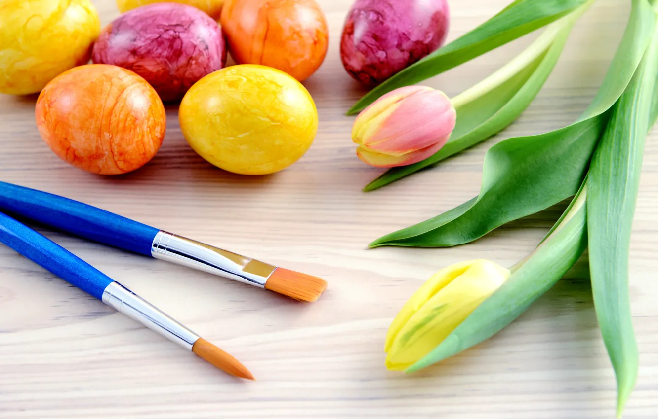 Фото обои цветы, праздник, яйца, Пасха, тюльпаны, кисти, Easter, крашенки