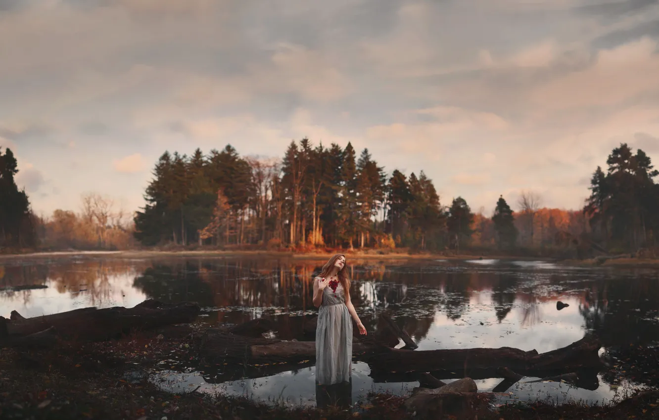 Фото обои лес, девушка, река, Aleah Michele, How beautiful a heart can bleed