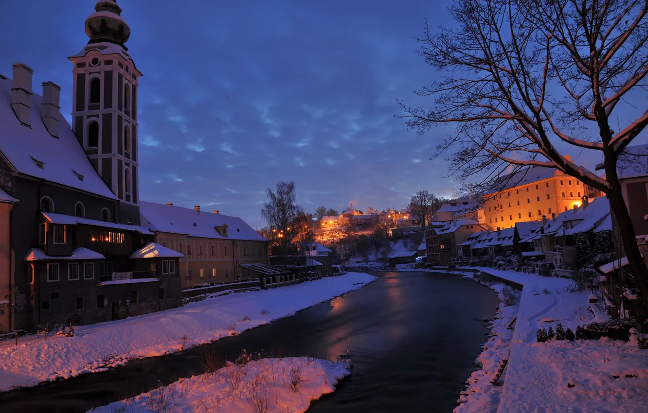 Фото обои зима, снег, ночь, огни, река, дома, Чехия, Чески-Крумлов