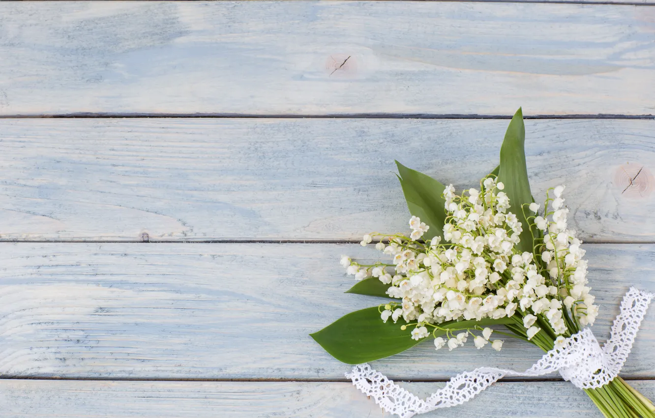 Фото обои цветы, букет, весна, white, ландыши, wood, flowers, spring