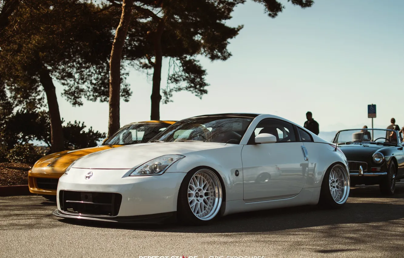 Фото обои nissan, honda, 350z, japan, jdm, tuning, custom, low