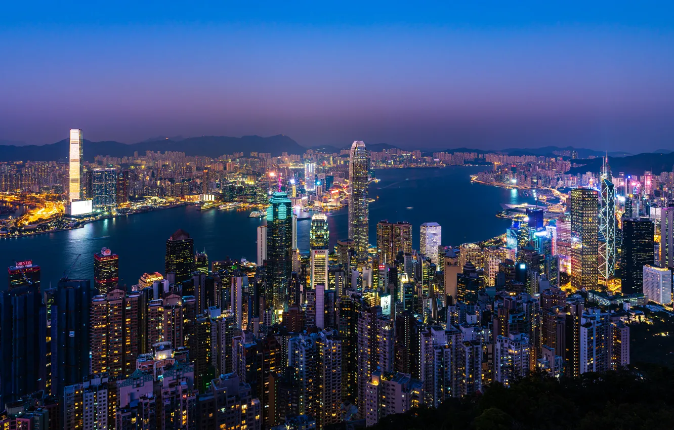 Фото обои World, Sunset, Twilight, Victoria Harbour, Blue hour, City lights, Hong Kong City Skyline