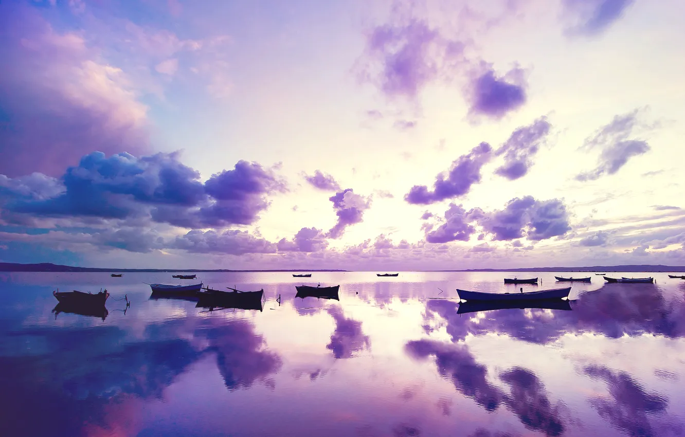 Фото обои море, небо, облака, закат, лодки