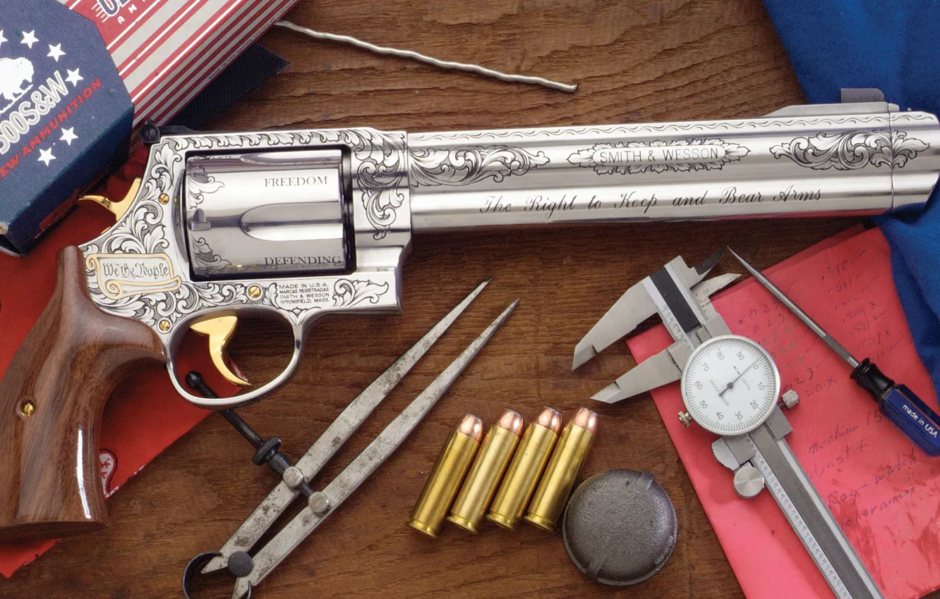 Фото обои оружие, револьвер, weapon, гравировка, custom, Smith & Wesson, 500 S&W Magnum, engraving