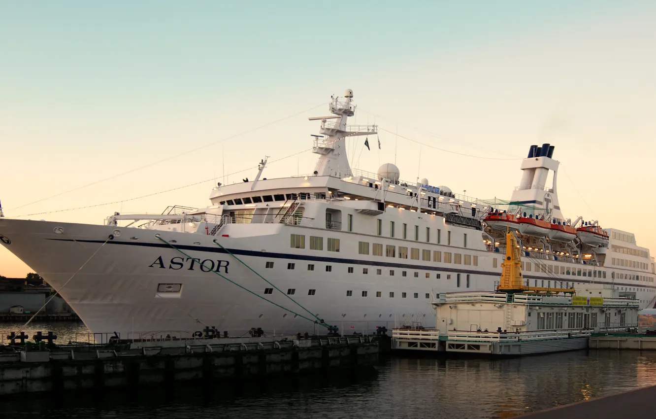 Фото обои теплоход, круизный лайнер, Astor