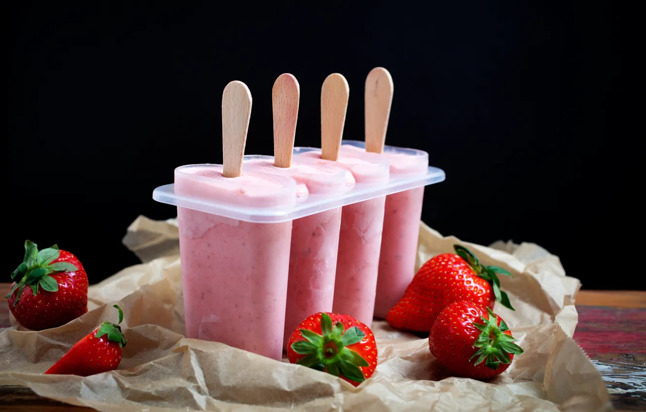 Фото обои ягоды, клубника, мороженое, десерт, фруктовое