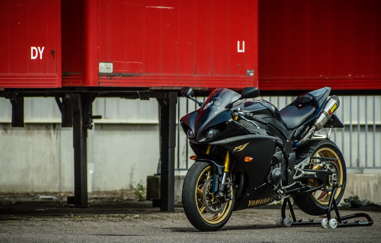 Фото обои YZF-R1, Gold, Matte Black, Front view