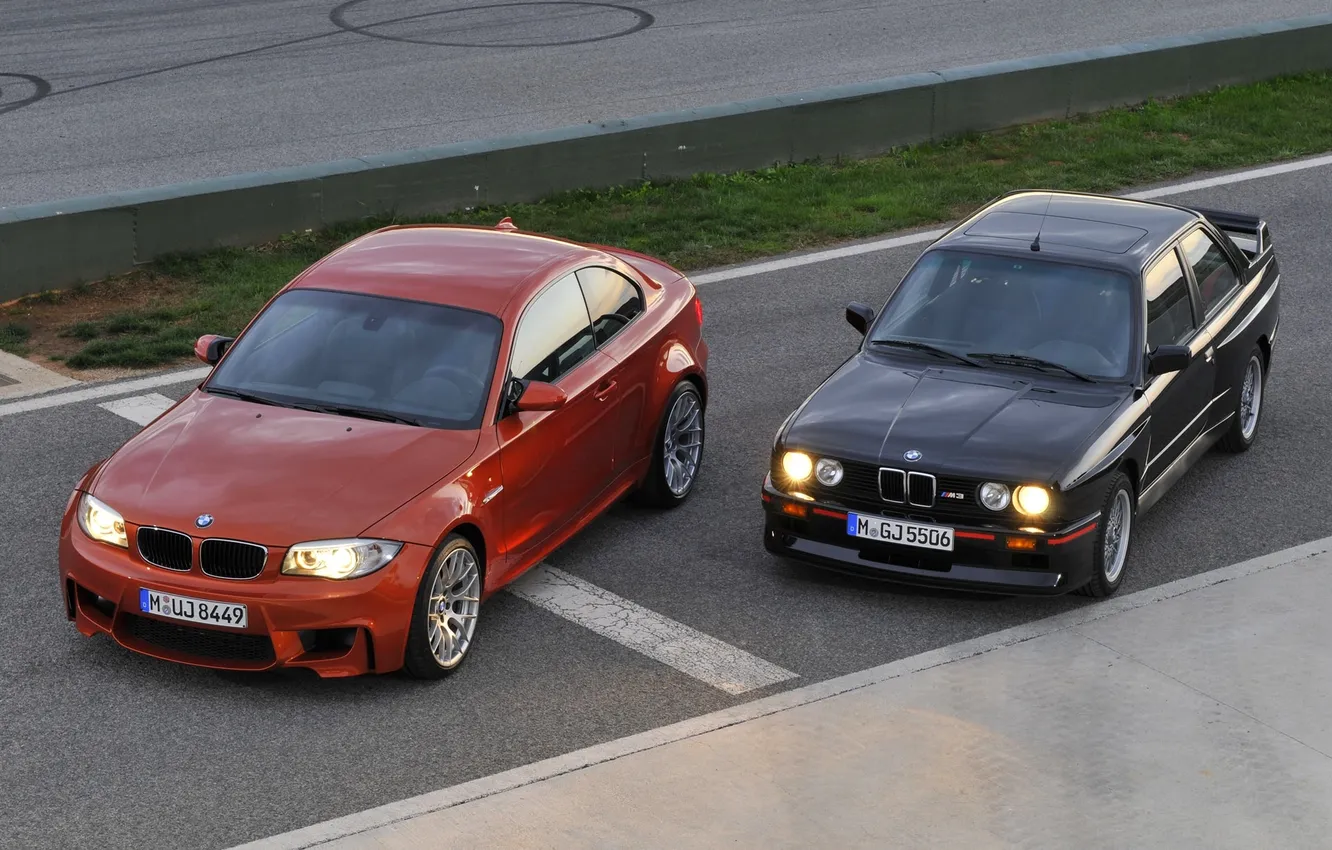 Фото обои Вечер, BMW, Оранжевый, Чёрный, Фары, 1 Series, Передок