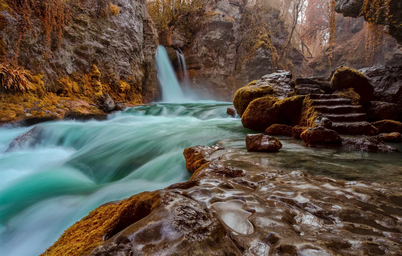 Фото обои осень, камни, скалы, водопад, мох, поток