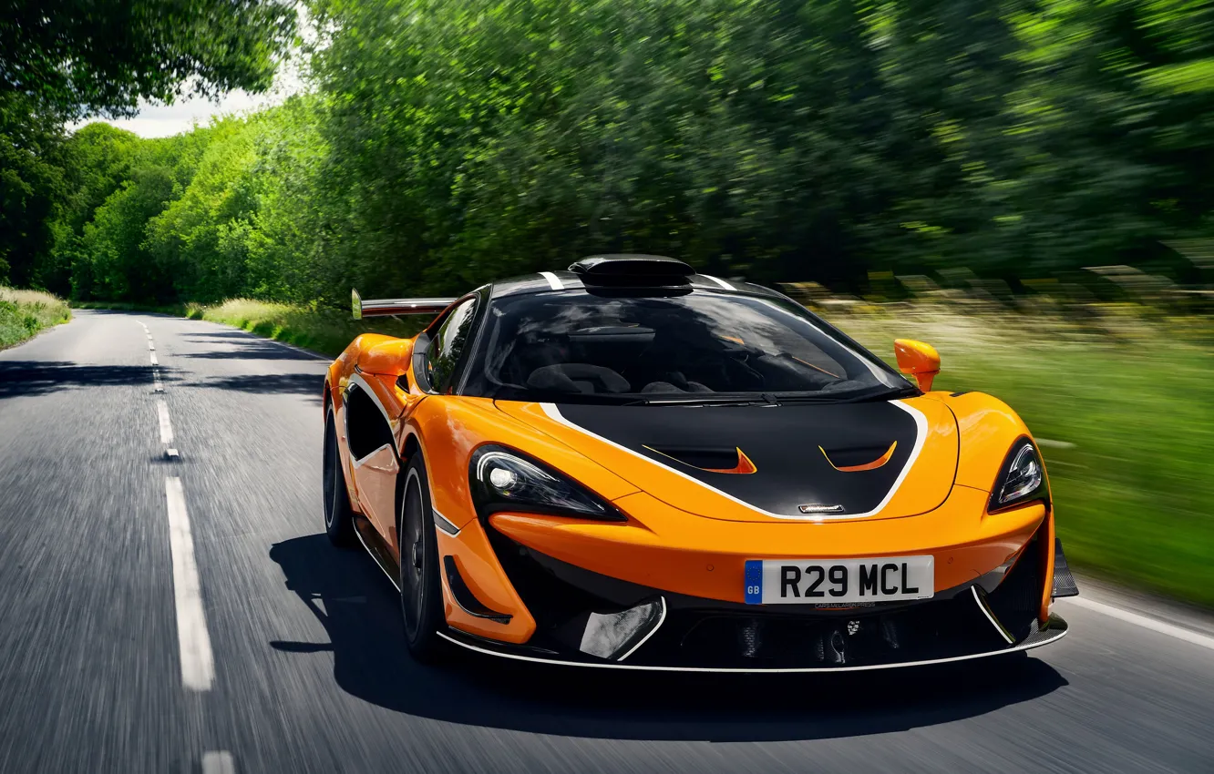 Фото обои купе, McLaren, на дороге, 2020, V8 twin-turbo, 620R, 620 л.с., 3.8 л.