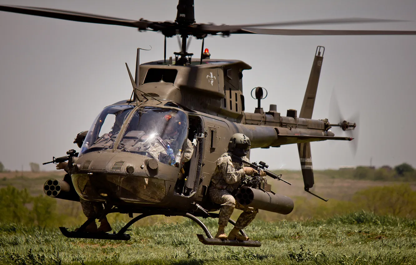Фото обои солдаты, вертолёт, американский, многоцелевой, Bell, лёгкий, OH-58, Kiowa