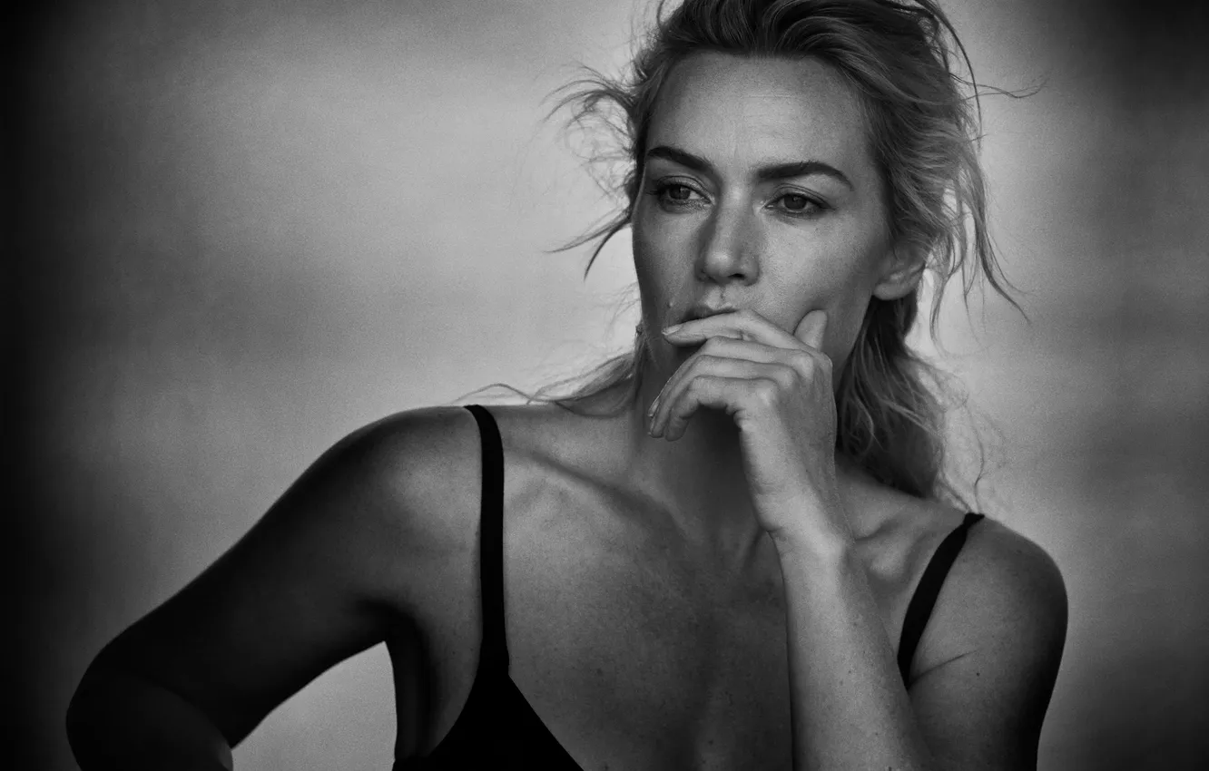 Фото обои actress, Kate Winslet, portrait, Peter Lindbergh, black white