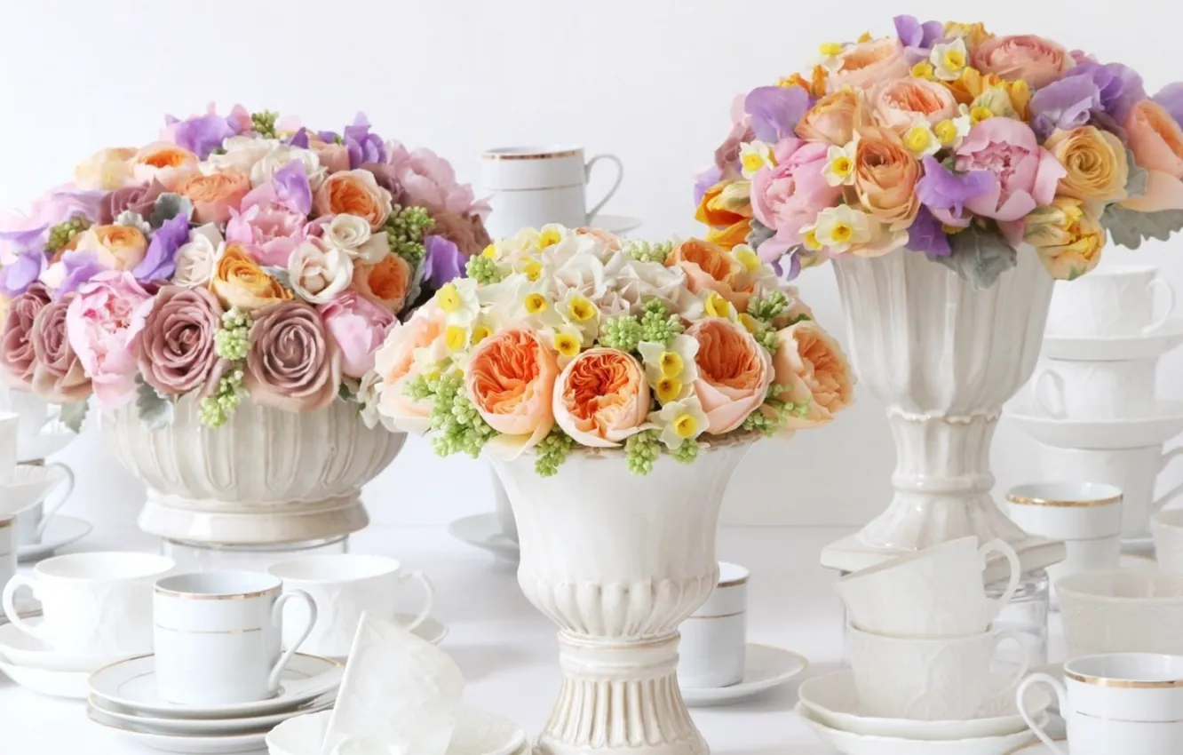 Фото обои цветы, розы, нарциссы, вазы, букеты, ранункулюс, сервировка, фарфор